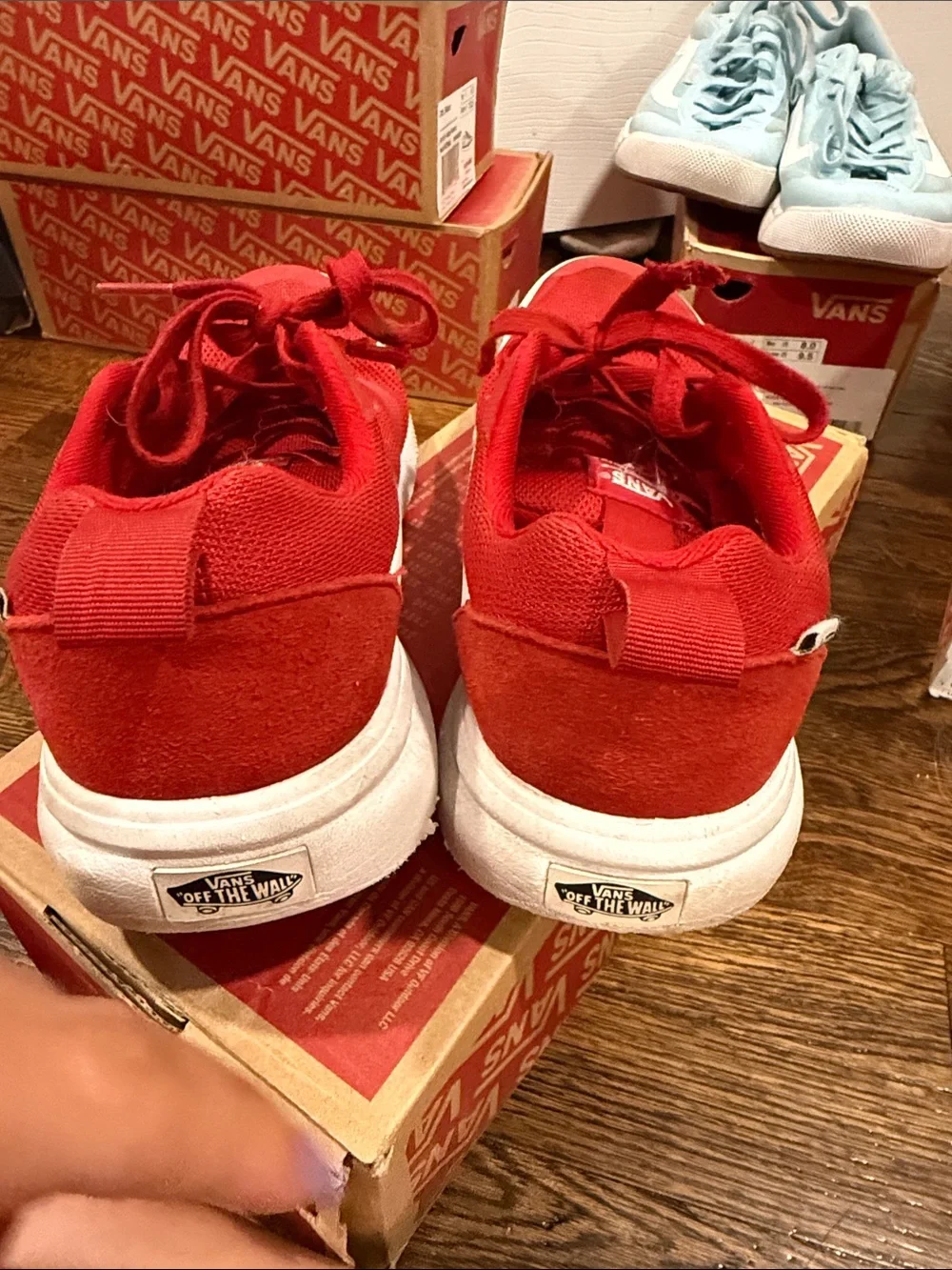 Vans Red Low-Top Sneakers with White Side Stripe - Picture 5 of 5
